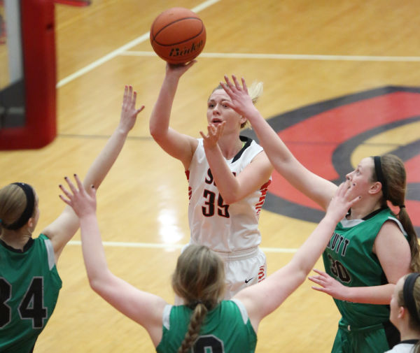 Skutt Catholic at South Sioux City basketball